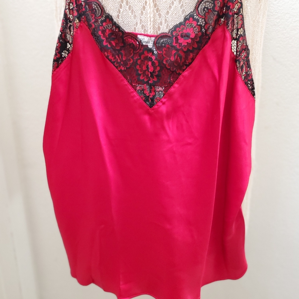 Linea Donatella Red and Black Chemise